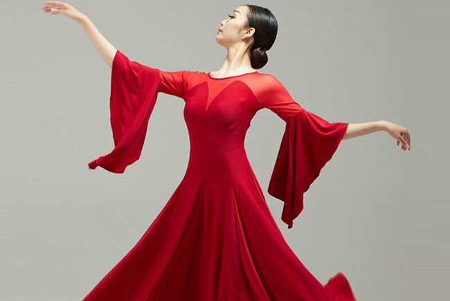 Why Wear the Perfect Ballroom Dress?