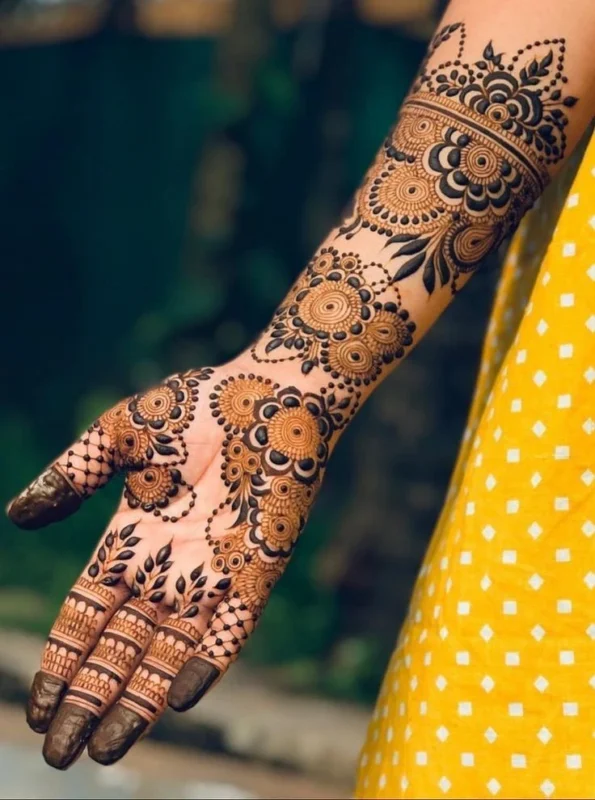 indo-arabic-mehndi-design